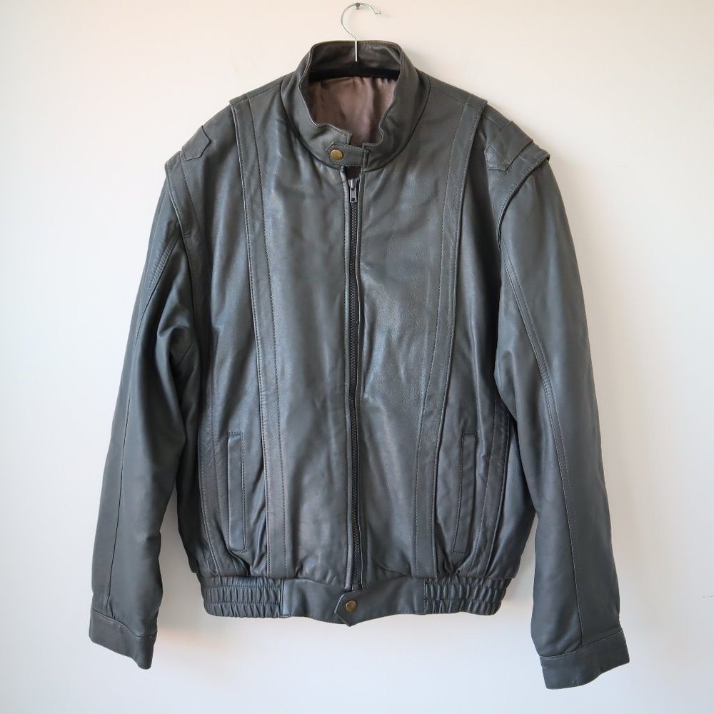 Men's Gray Leather Bomber Jacket - Classic Zip Front